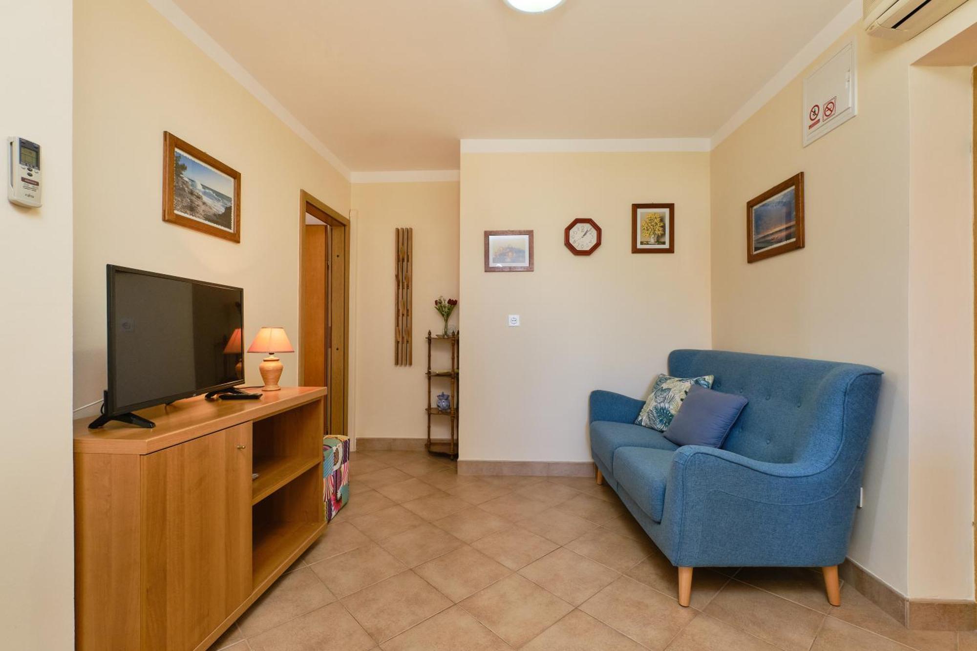 Anci Apartment *